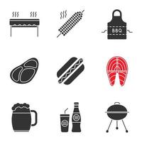 Ensemble d'icônes de glyphe de barbecue. un barbecue. grillades, brochettes de maïs, tablier, steak, hot-dog, poisson, chope de bière, soda. symboles de silhouette. illustration vectorielle isolée vecteur