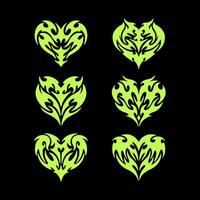 cœur tatouage conception flammes et Feu cœur et l'amour symboles gothique tatouages et impression vecteur