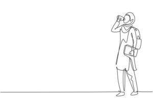 dessin continu d'une ligne jeune femme arabe buvant de l'eau fraîche dans une bouteille avec sa main droite après l'exercice. concept de modes de vie sains. illustration graphique de vecteur de conception de dessin à une seule ligne