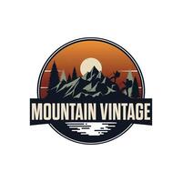 logo vintage de montagne vecteur