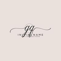 initiale gq féminin logo collections modèle. écriture logo de initiale signature, mariage, mode, bijoux, boutique, floral et botanique avec Créatif modèle pour tout entreprise ou entreprise. vecteur