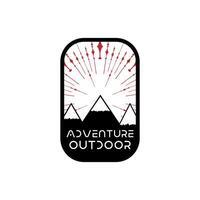 Montagne aventure badge logo graphique illustration sur Contexte vecteur