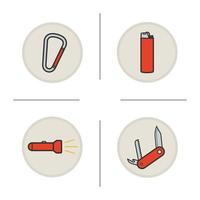 Ensemble d'icônes de couleur d'équipement de camping. mousqueton, briquet, couteau de poche et lampe de poche. les outils des touristes. illustrations vectorielles isolées vecteur