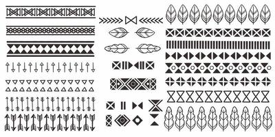 ensemble de symboles tribaux africains géométriques dessinés à la main sur fond blanc vecteur