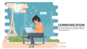 illustration dans le style du design plat une fille avec un parc de nuit sur le fond d'une tour est assise sur un banc et communique sur un ordinateur portable vecteur