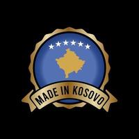bouton d'étiquette de timbre d'insigne d'or fabriqué au kosovo vecteur