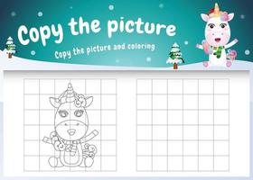 copiez le jeu d'images pour enfants et la page à colorier avec une jolie licorne utilisant un costume de noël vecteur