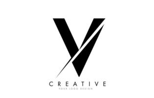 création de logo de lettre v avec une coupe créative. vecteur