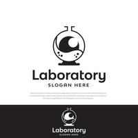 logo de conception de laboratoire simple au centre comme un globe oculaire, moderne, unique, symbole, modèle de conception d'icône vecteur