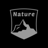 logo sortant de la montagne. expédition et découverte de la montagne vecteur