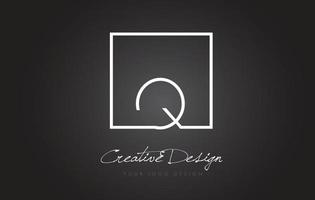 q création de logo de lettre à cadre carré avec des couleurs noir et blanc. vecteur