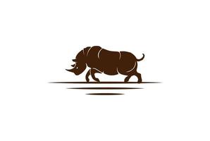 vecteur de conception de logo rhinocéros rhinocéros fort en colère rétro vintage