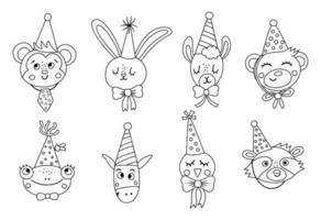 ensemble de visages d'animaux noirs et blancs mignons de vecteur dans des chapeaux de fête. collection d'avatars de contour d'anniversaire. illustration drôle de lièvre, ours, grenouille, lama, raton laveur, singe pour les enfants. pack d'icônes de ligne de célébration