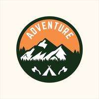 création de logo d'aventure et de plein air vecteur
