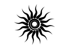 symbole de sonnenrad de tatouage de soleil tribal noir, signe de roue solaire. icône de l'été. l'ancien élément ésotérique européen. forme de spirale d'élément graphique de logo. conception de vecteur isolé ou fond blanc