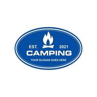 vecteur de camping, vecteur de logo d'aventure