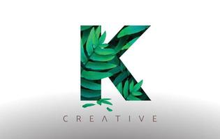 icône de conception de logo de lettre k de feuille écologique verte botanique faite de feuilles vertes qui sortent de la lettre. vecteur