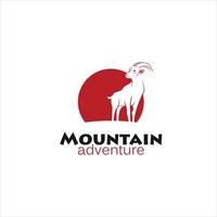 conception de logo de chèvre de montagne vecteur animal