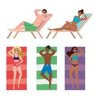 groupe de personnes avec maillot de bain avec chaise de plage et serviette, saison des vacances d'été vecteur