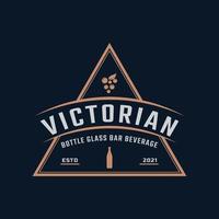 luxe vintage rétro étiquette insigne emblème floral victorien bouteille de vin verre bar boisson logo design inspiration vecteur