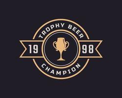 classique vintage étiquette insigne emblème trophée tasse bière pour rétro sport bar café taverne logo design inspiration vecteur