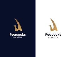 création de logo oiseau paon avec une belle forme