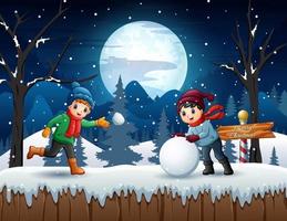 dessin animé enfants jouant à la boule de neige dans la nuit d'hiver vecteur