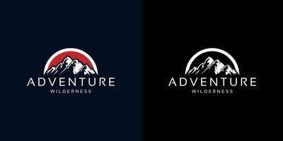 vecteur de conception de logo d'aventure de montagne