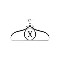 logo vectoriel de mode. logo du cintre. lettre x logo. emblème de tailleur. icône de garde-robe - dessin vectoriel