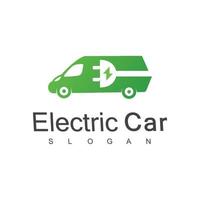 logo de voiture électrique avec icône de prise et symbole de boulon vecteur