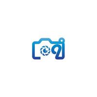 le logo de la lettre i de la photographie est combiné avec l'icône de l'appareil photo vecteur