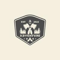 aventure emblème logo montagne camping hache vecteur icône symbole illustration conception