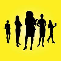 les femmes d'affaires définissent des silhouettes avec un vecteur debout de pose différente
