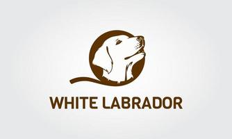 image vectorielle d'une tête de chien labrador sur fond blanc. tête de chiens mignons. tête chiot labrador. vecteur