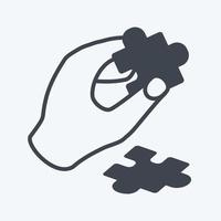 icône tenant une pièce de puzzle. adapté au symbole des actions de la main. style de glyphe. conception simple modifiable. vecteur de modèle de conception. illustration de symbole simple