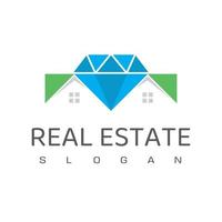 logo immobilier, maison exclusive avec symbole de diamant vecteur