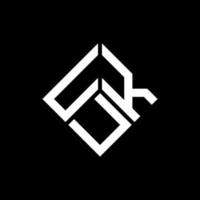 création de logo de lettre uku sur fond noir. concept de logo de lettre initiales créatives uku. conception de lettre uku. vecteur