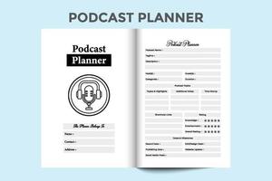 intérieur du journal de suivi des informations de podcast. informations sur les sujets réguliers de podcast et modèle de journal de bord de planification. intérieur d'un cahier. planificateur de poste radio et intérieur de suivi des informations sur les invités. vecteur