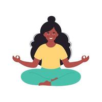 femme noire méditant dans la pose de lotus. mode de vie sain, yoga, détente, exercice respiratoire.