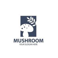 logo pour votre entreprise avec un joli personnage de champignon vecteur