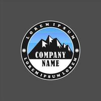 modèle de conception de logo himalayen, montagne, sel, concept de logo emblème, escalade, ellipse, arrondi, noir et blanc, ciel bleu vecteur