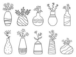 ensemble dessiné à la main de fleurs et de branches dans un vase. griffonnage. plantes d'intérieur dans le style de croquis. illustration vectorielle isolée sur fond blanc. vecteur