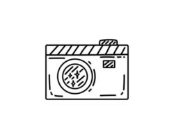 appareil photo numérique dessiné à la main dans un style de croquis. illustration de doodle vecteur vintage isolé sur fond blanc