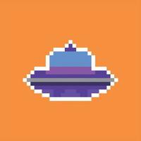 pixel art 8 bits. ovni violet vecteur