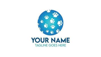 modèle de conception de logo globe empreintes de chien vecteur