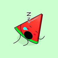 mignon personnage de tranche de pastèque avec expression de sommeil et bouche ouverte. vert et rouge. adapté à l'émoticône, au logo, à la mascotte et à l'icône vecteur