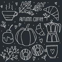 Image vectorielle ensemble d'automne confortable avec une jolie citrouille d'automne, des gâteaux à la crème, une boisson au chocolat chaud, une cafetière, des beignets, des croissants, des feuilles de chêne, des baies de rowan et des coeurs sur un tableau noir vecteur