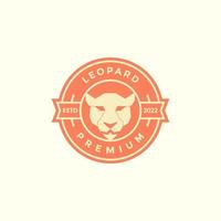tête léopard simple insigne coloré création de logo vecteur graphique symbole icône illustration idée créative