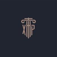 monogramme de logo initial xp avec un design de style pilier pour un cabinet d'avocats et une société de justice vecteur