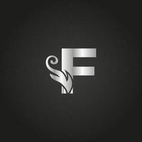 logo lettre f de luxe argenté. logo f avec fichier vectoriel de style gracieux.